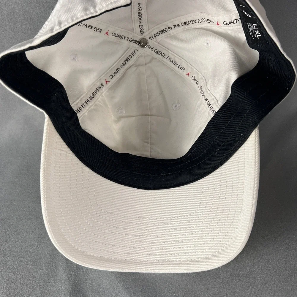Jordan Baseball Club Cap Mens L/XL White Embroidered Jumpman Logo Adjustable